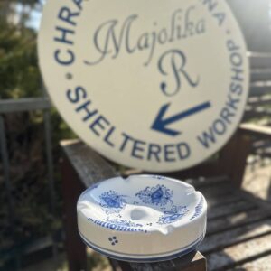 Popolník modrý maľovaný