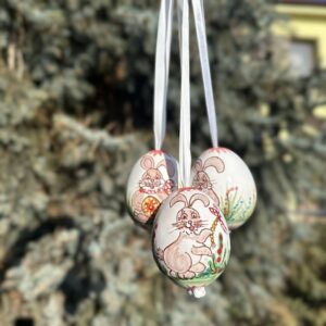 Veľkonočné vajíčko so zajačikom